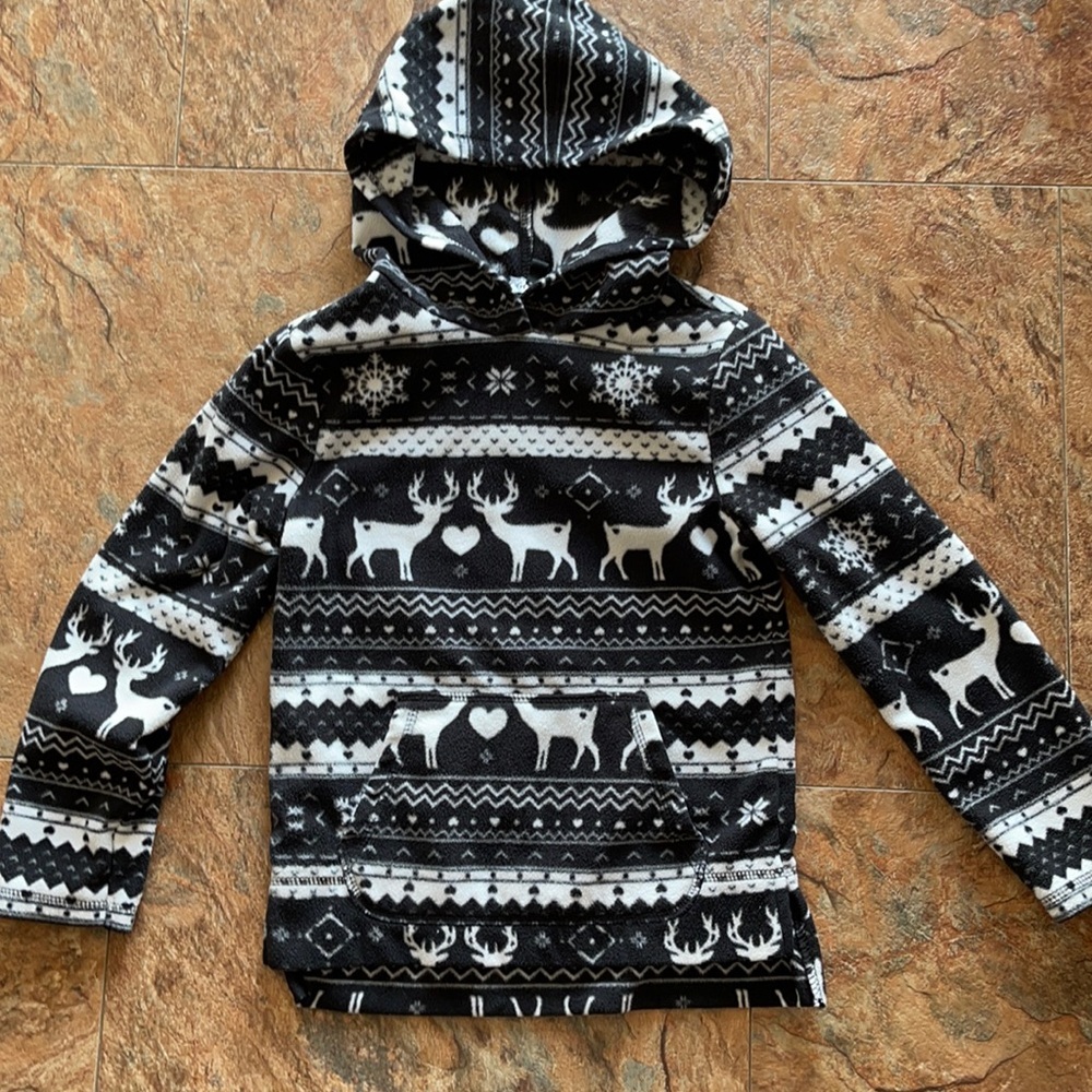 ❤️‍🔥❤️‍🔥Host Pick❤️‍🔥❤️‍🔥George hoodie size 6 or S.